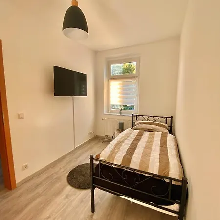 Gemuetliche 3-zimmer In 1 Og Apartman *