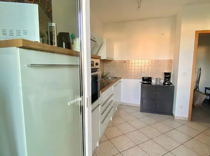 Gemuetliche 3-zimmer Ferienwohnung In 1 Og * Leipzig