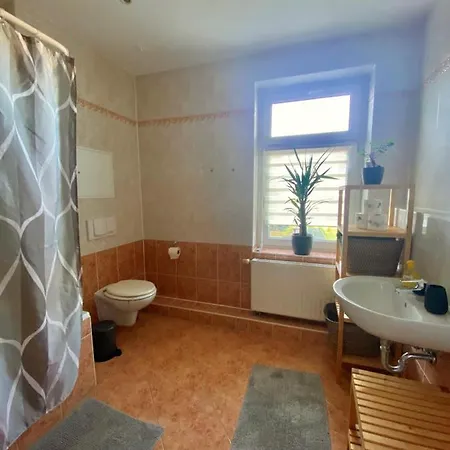 Gemütliche 3-zimmer In 1 Og *