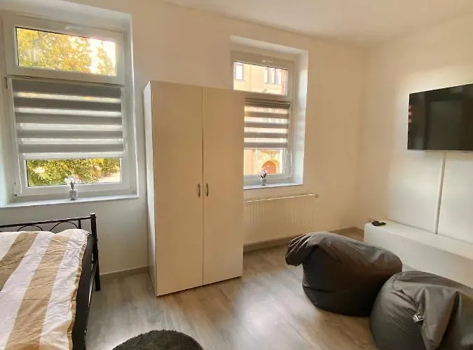 Apartment Gemuetliche 3-zimmer Ferienwohnung In 1 Og *