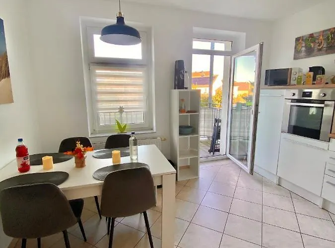Apartamento Gemuetliche 3-zimmer Ferienwohnung In 1 Og *