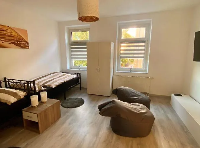 Gemuetliche 3-zimmer Ferienwohnung In 1 Og Apartamento